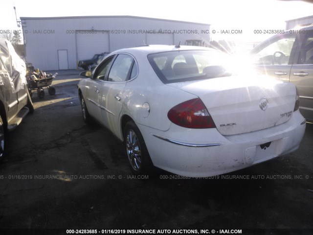 2G4WC582181332254 - 2008 BUICK LACROSSE CX WHITE photo 3