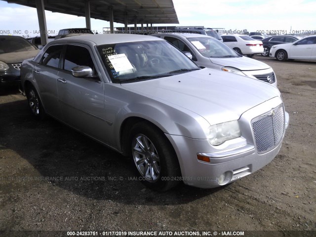 2C3KA63HX6H138809 - 2006 CHRYSLER 300C SILVER photo 1