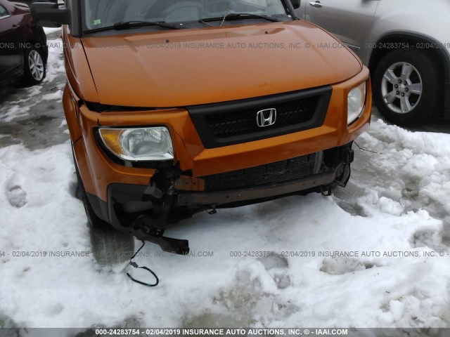 5J6YH28786L012357 - 2006 HONDA ELEMENT EX ORANGE photo 6