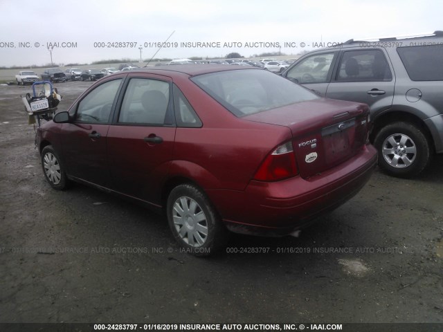 1FAFP34N85W107062 - 2005 FORD FOCUS ZX4 RED photo 3