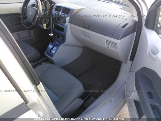 1B3HB48B57D350822 - 2007 DODGE CALIBER SXT SILVER photo 5