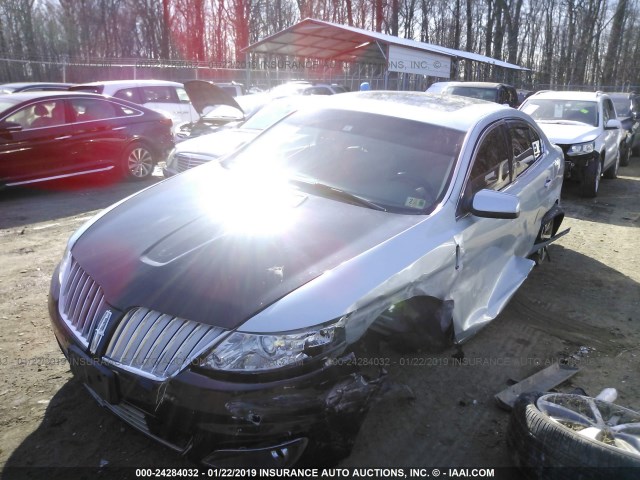 1LNHM94R19G614091 - 2009 LINCOLN MKS BLUE photo 2