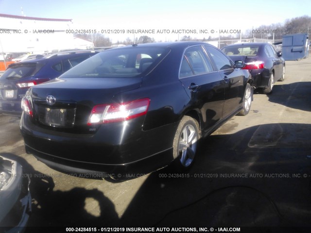4T1BF3EK1AU014935 - 2010 TOYOTA CAMRY SE/LE/XLE 黑色 照片 4