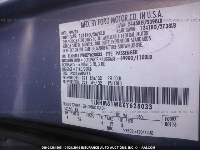 1LNHM81W8XY628033 - 1999 LINCOLN TOWN CAR EXECUTIVE BLUE photo 9