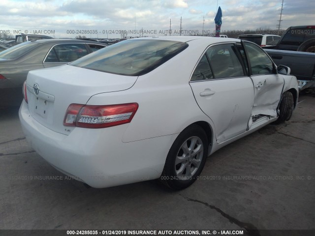 4T1BF3EK8BU624106 - 2011 TOYOTA CAMRY SE/LE/XLE 白色 照片 4
