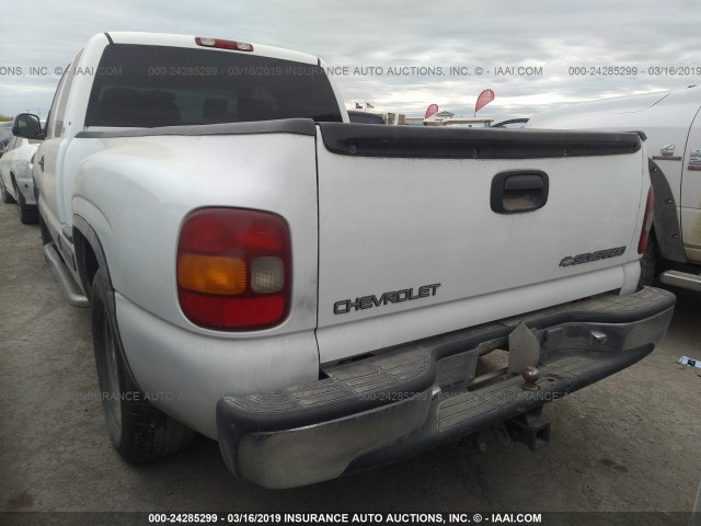 2GCEC19T6X1181071 - 1999 CHEVROLET SILVERADO C1500 WHITE photo 3