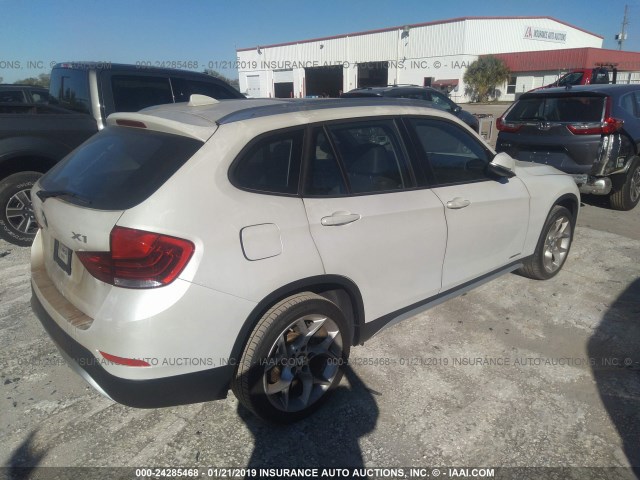 WBAVM5C57EVV93104 - 2014 BMW X1 XDRIVE35I WHITE photo 4