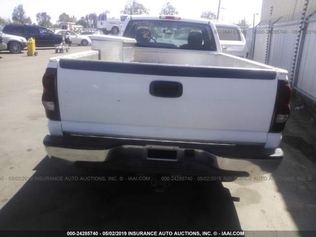 3GCEC14V06G190363 - 2006 CHEVROLET SILVERADO C1500 WHITE photo 8