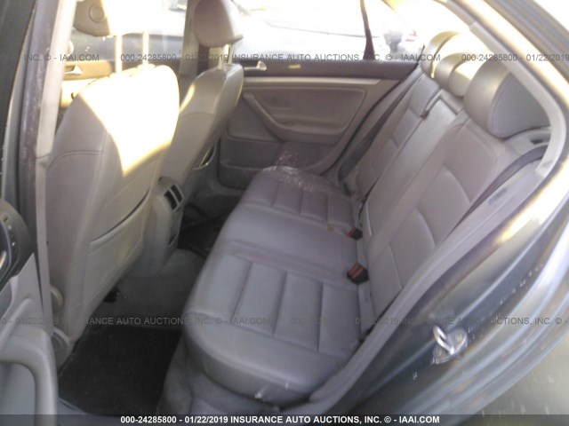 3VWRF81K96M818379 - 2006 VOLKSWAGEN JETTA 2.5 GRAY photo 8