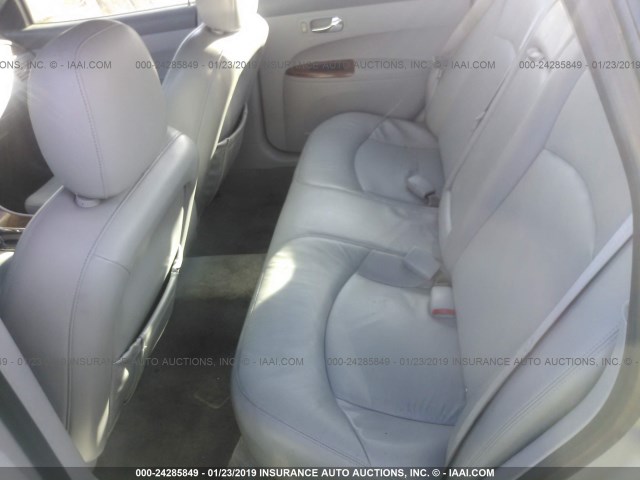 2G4WE567X51259504 - 2005 BUICK LACROSSE CXS SILVER photo 8