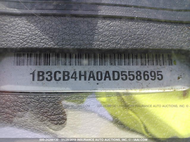 1B3CB4HA0AD558695 - 2010 DODGE CALIBER SXT WHITE photo 9