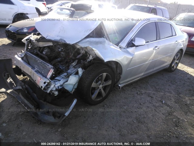 1G1ZC5E06CF121954 - 2012 CHEVROLET MALIBU 1LT 银色 照片 2