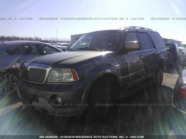 5LMFU27R03LJ17295 - 2003 LINCOLN NAVIGATOR GOLD photo 2