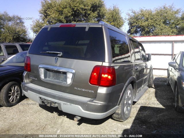 5LMFU27R03LJ17295 - 2003 LINCOLN NAVIGATOR GOLD photo 4