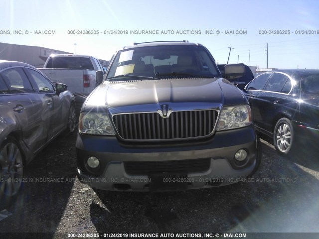 5LMFU27R03LJ17295 - 2003 LINCOLN NAVIGATOR GOLD photo 6