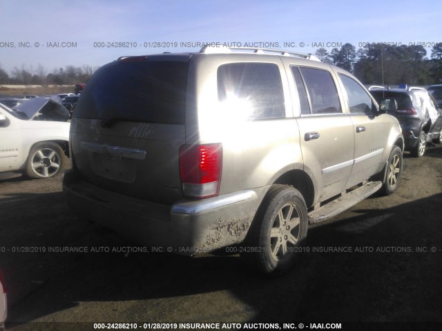 1A8HX58267F508930 - 2007 CHRYSLER ASPEN LIMITED BEIGE photo 4