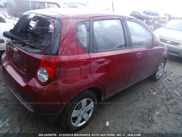 KL1TD6DE2BB211225 - 2011 CHEVROLET AVEO LS/LT წითელი ფოტო 4