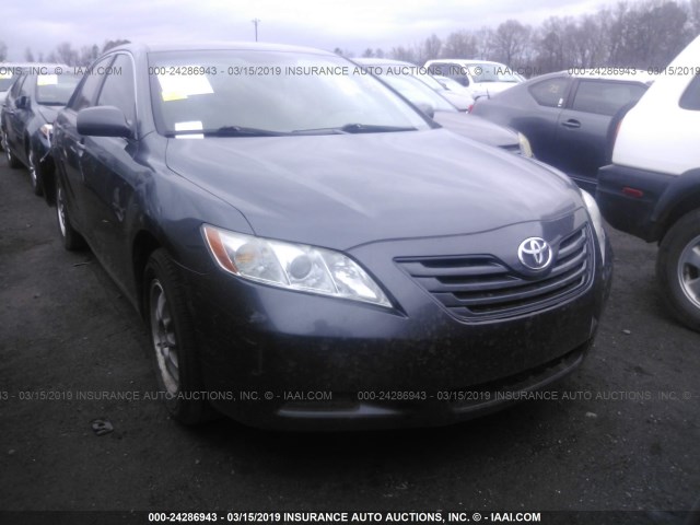 4T1BE46K17U168304 - 2007 TOYOTA CAMRY NEW GENERAT CE/LE/XLE/SE GRAY photo 1