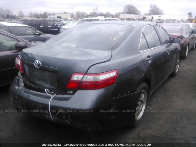 4T1BE46K17U168304 - 2007 TOYOTA CAMRY NEW GENERAT CE/LE/XLE/SE GRAY photo 4