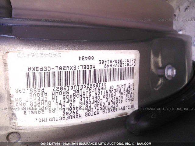 4T1BG22K81U019027 - 2001 TOYOTA CAMRY CE/LE/XLE 棕色 照片 9