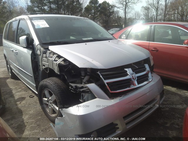 2D4RN5D18AR211112 - 2010 DODGE GRAND CARAVAN SXT SILVER photo 1