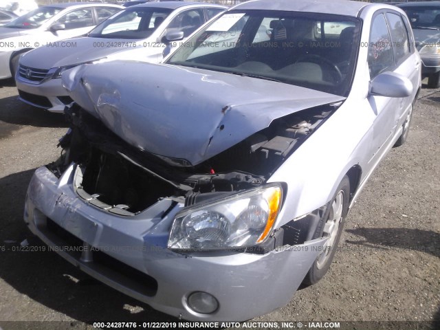 KNAFE161665324502 - 2006 KIA SPECTRA5 SILVER photo 6