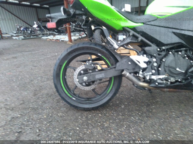 JKAEXKG18JDA03814 - 2018 KAWASAKI EX400 GREEN photo 6