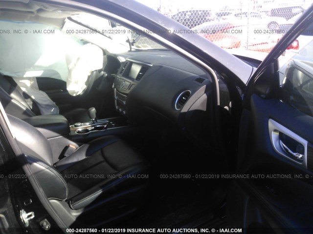5N1DR2MM7HC680968 - 2017 NISSAN PATHFINDER S/SV/SL/PLATINUM BLACK photo 5