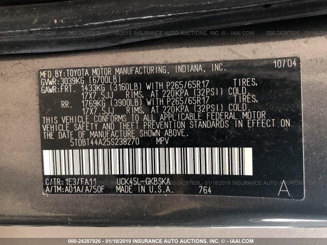 5TDBT44A25S238270 - 2005 TOYOTA SEQUOIA SR5 GRAY photo 9