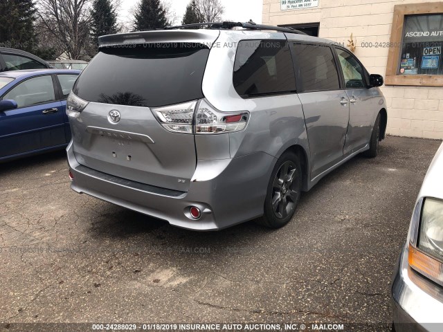 5TDXK3DC4GS705745 - 2016 TOYOTA SIENNA SE BLUE photo 4