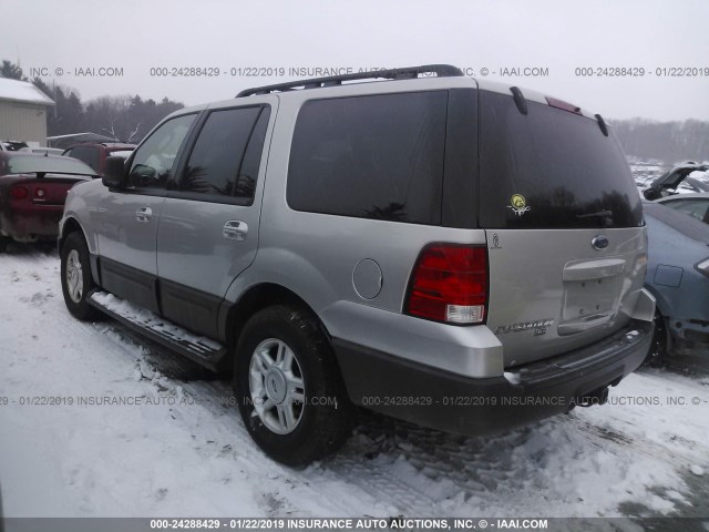 1FMPU16505LB12360 - 2005 FORD EXPEDITION XLT RED photo 3