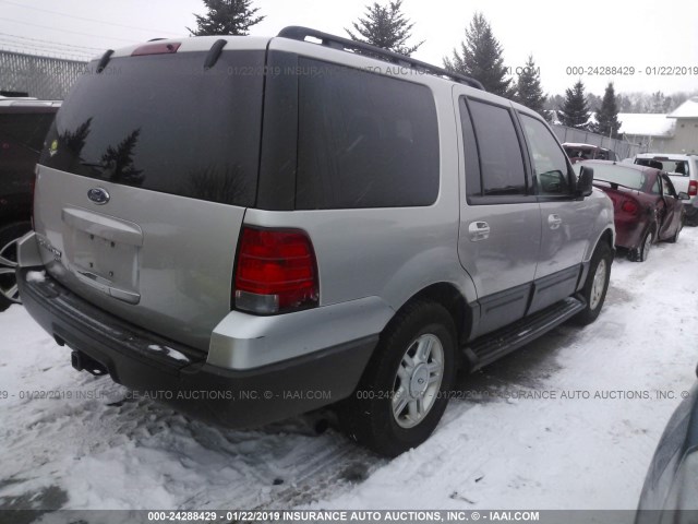 1FMPU16505LB12360 - 2005 FORD EXPEDITION XLT RED photo 4