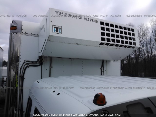 1GDG6C1C7YJ515330 - 2000 GMC T-SERIES F6B042 WHITE photo 7