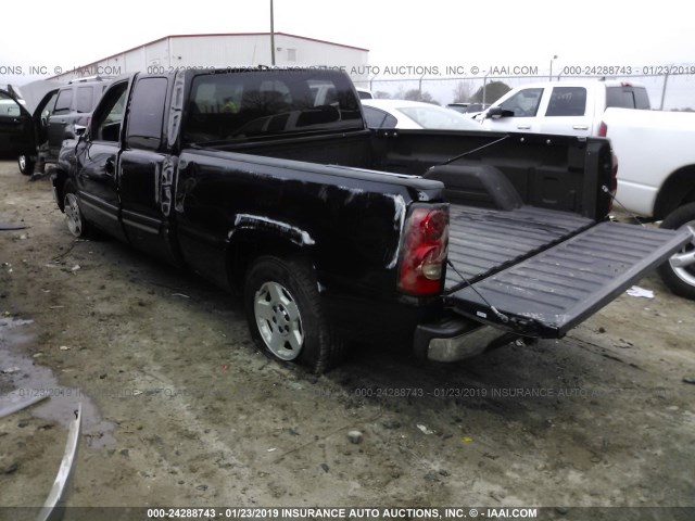 2GCEC19T361114541 - 2006 CHEVROLET SILVERADO C1500 BLACK photo 3