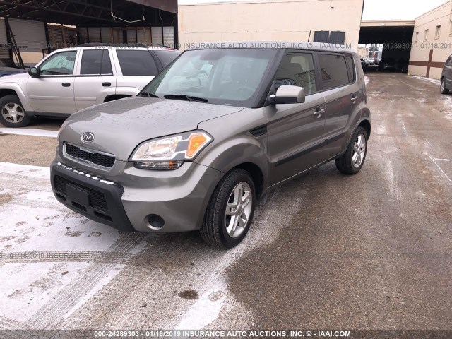 KNDJT2A25B7256426 - 2011 KIA SOUL +/!/SPORT SILVER photo 2