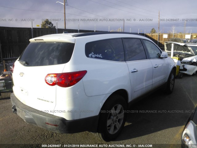 1GNLVGED2AJ243928 - 2010 CHEVROLET TRAVERSE LT WHITE photo 4