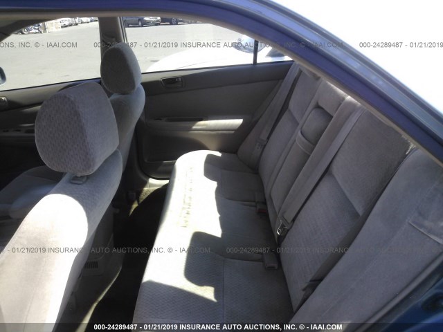 4T1BE32K82U588117 - 2002 TOYOTA CAMRY LE/XLE/SE BLUE photo 8
