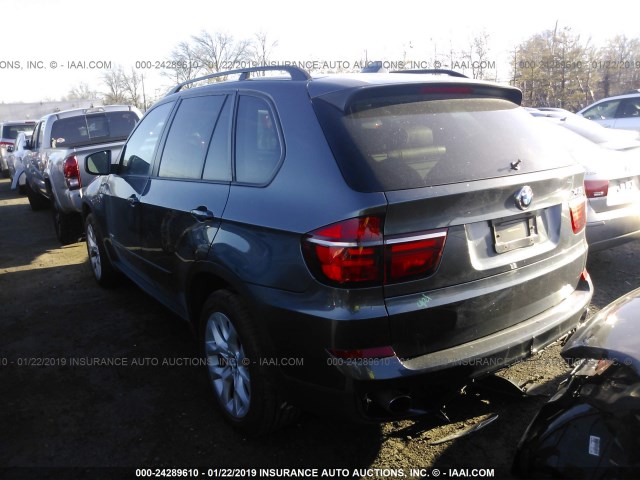 5UXZV4C55BL400739 - 2011 BMW X5 XDRIVE35I GRAY photo 3