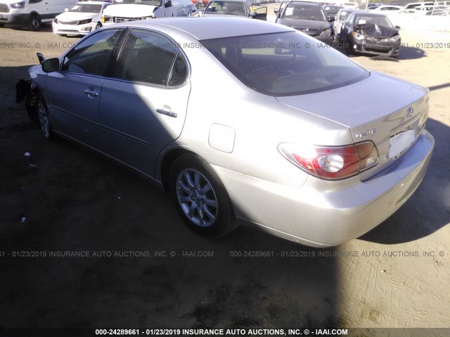 JTHBF30G225035729 - 2002 LEXUS ES 300 SILVER photo 3