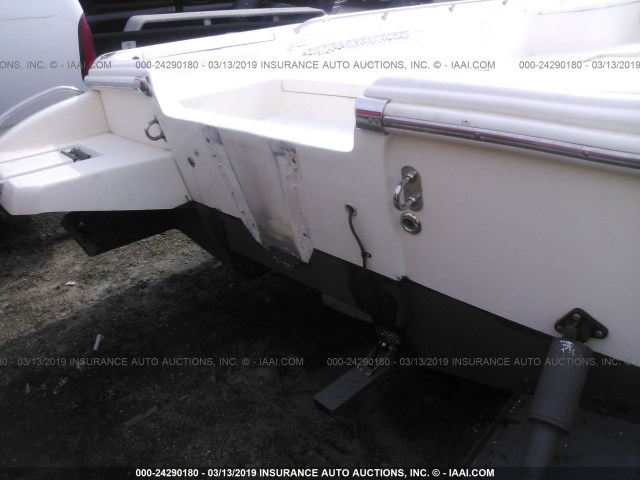 SLPTG663C607 - 2007 SCOUT FISHING BOAT  WHITE photo 10