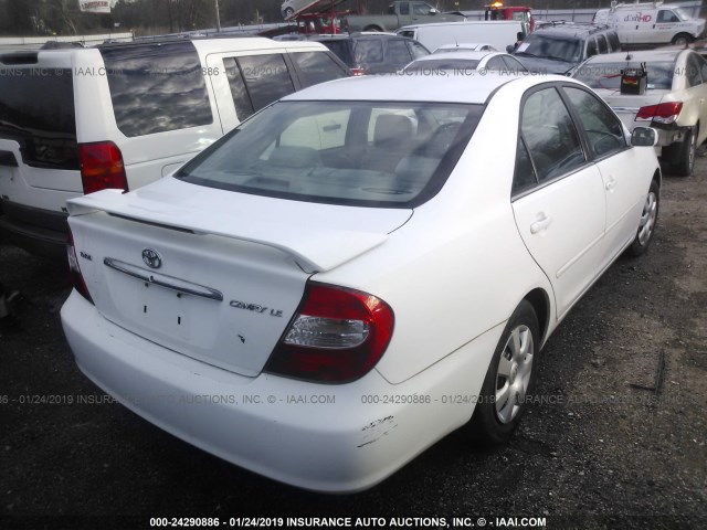 4T1BE32K94U326156 - 2004 TOYOTA CAMRY LE/XLE/SE WHITE photo 4