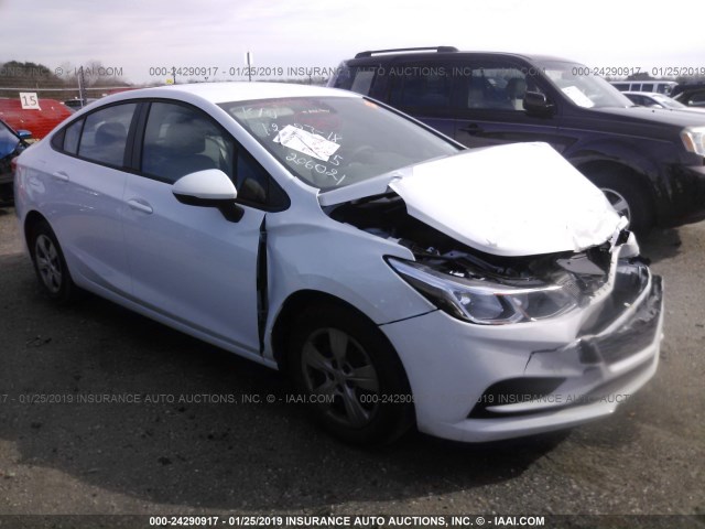 1G1BC5SM8J7206021 - 2018 CHEVROLET CRUZE LS WHITE photo 1