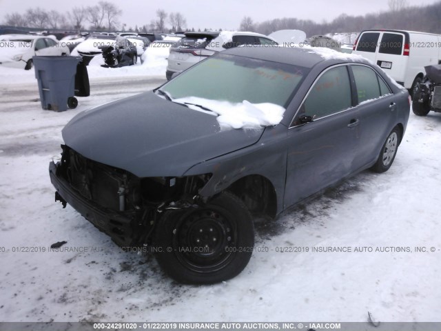 4T4BF3EK5BR168295 - 2011 TOYOTA CAMRY SE/LE/XLE GRAY photo 2