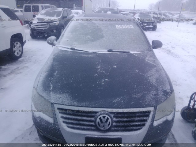 WVWJK73C99P059260 - 2009 VOLKSWAGEN PASSAT TURBO GRAY photo 6