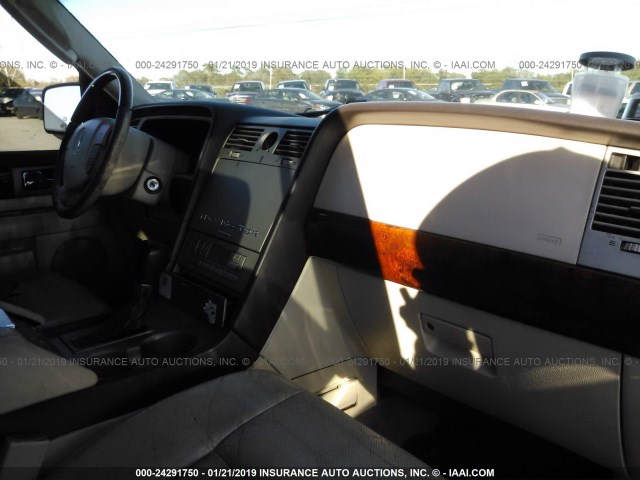5LMFU27R53LJ25005 - 2003 LINCOLN NAVIGATOR 棕色 照片 5