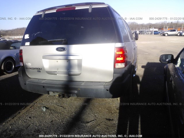 1FMPU16L53LC41691 - 2003 FORD EXPEDITION XLT SILVER photo 4