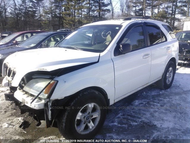 KNDJC733855348956 - 2005 KIA SORENTO EX/LX WHITE photo 2