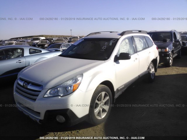 4S4BRBAC7E3240604 - 2014 SUBARU OUTBACK 2.5I WHITE photo 2