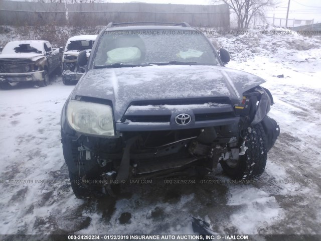 JTEBU14R848017675 - 2004 TOYOTA 4RUNNER SR5/SPORT GRAY photo 6