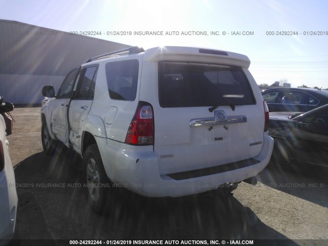 JTEBT14R660060612 - 2006 TOYOTA 4RUNNER SR5/SPORT WHITE photo 3